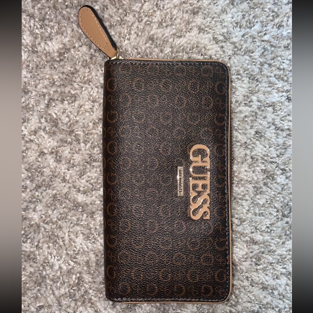 Guess Dark Brown Monogram Wallet - image 1